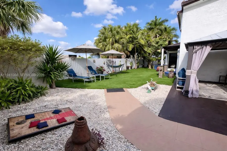 8618 SW 161st Pl, Miami, FL 33193 - Image #2