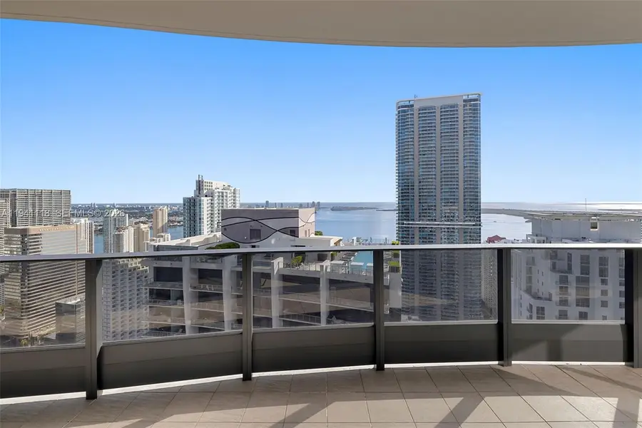 1000 Brickell Plz #PH5403, Miami, FL 33131 - Image #2