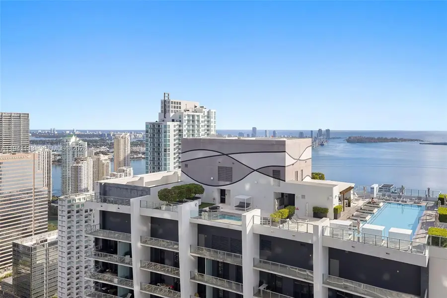 1000 Brickell Plz #PH5403, Miami, FL 33131 - Image #3