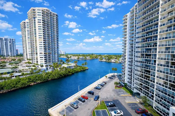 20505 E Country Club Dr #1033, Aventura, FL 33180