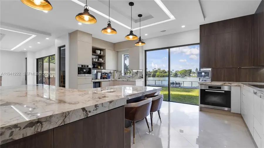 19600 NE 26th Ave, Miami, FL 33180 - Image #3