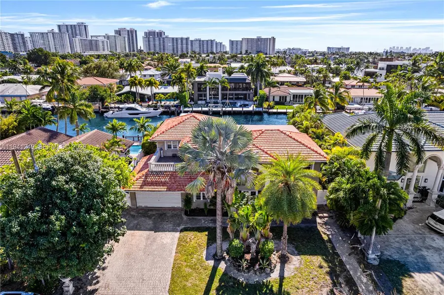 37 Fort Royal Is, Fort Lauderdale, FL 33308 - Image #2