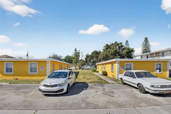 130 - 132 - 134 - 136 SW 8th Ave, Delray Beach, FL 33444