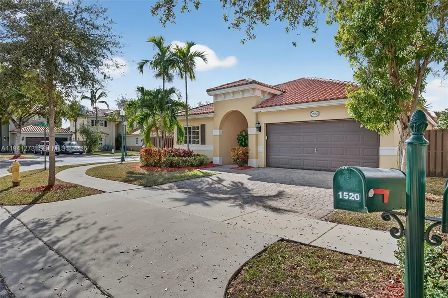 1520 NE 36th Ave, Homestead, FL 33033 - Image #2