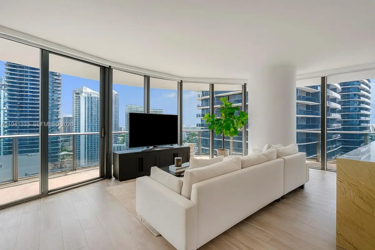 801 S Miami Ave #2901, Miami, FL 33130 - Image #1