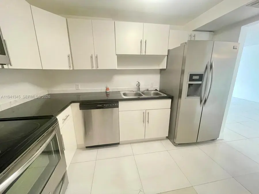 13155 Ixora Ct #201, North Miami, FL 33181 - Image #2