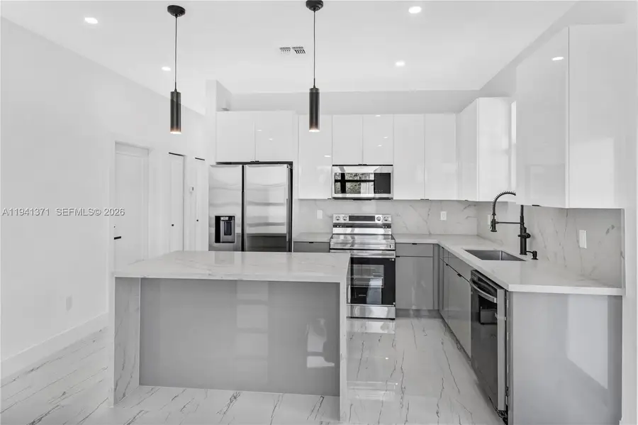 5043/5045 Benton, Lehigh Acres, FL 33971 - Image #3