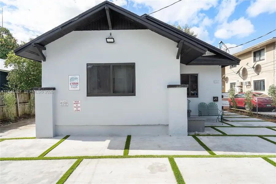 418 NW 9th Ave, Miami, FL 33128 - Image #3