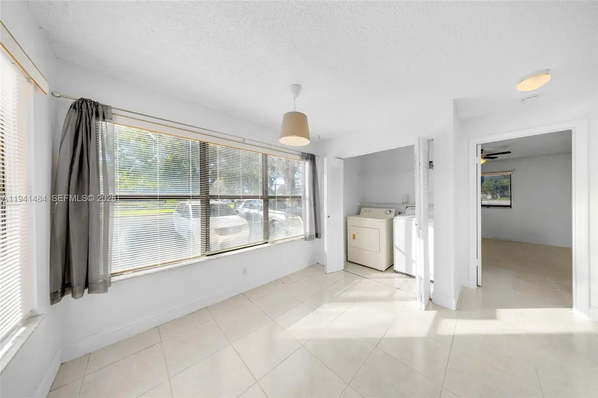 2986 S University Dr #8101, Davie, FL 33328 - Image #1