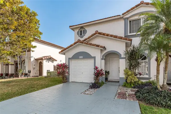 16256 SW 97th St, Miami, FL 33196