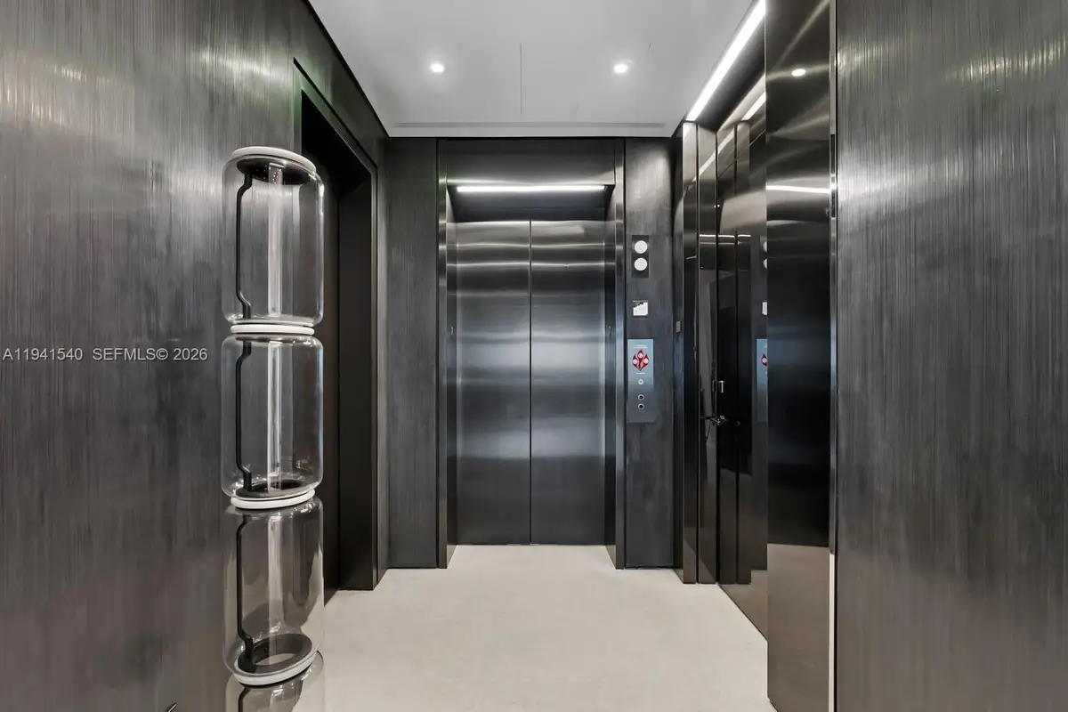 3315 Collins Ave #7C, Miami Beach, FL 33140 - Image #1