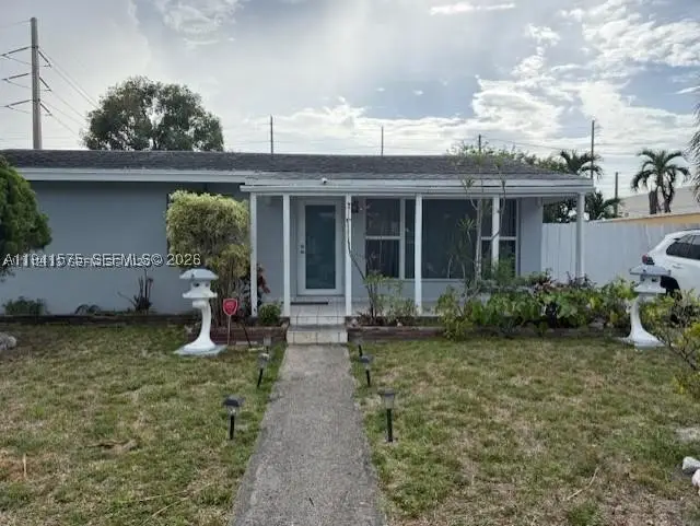 804 N 20th Ct, Hollywood, FL 33020 - #1