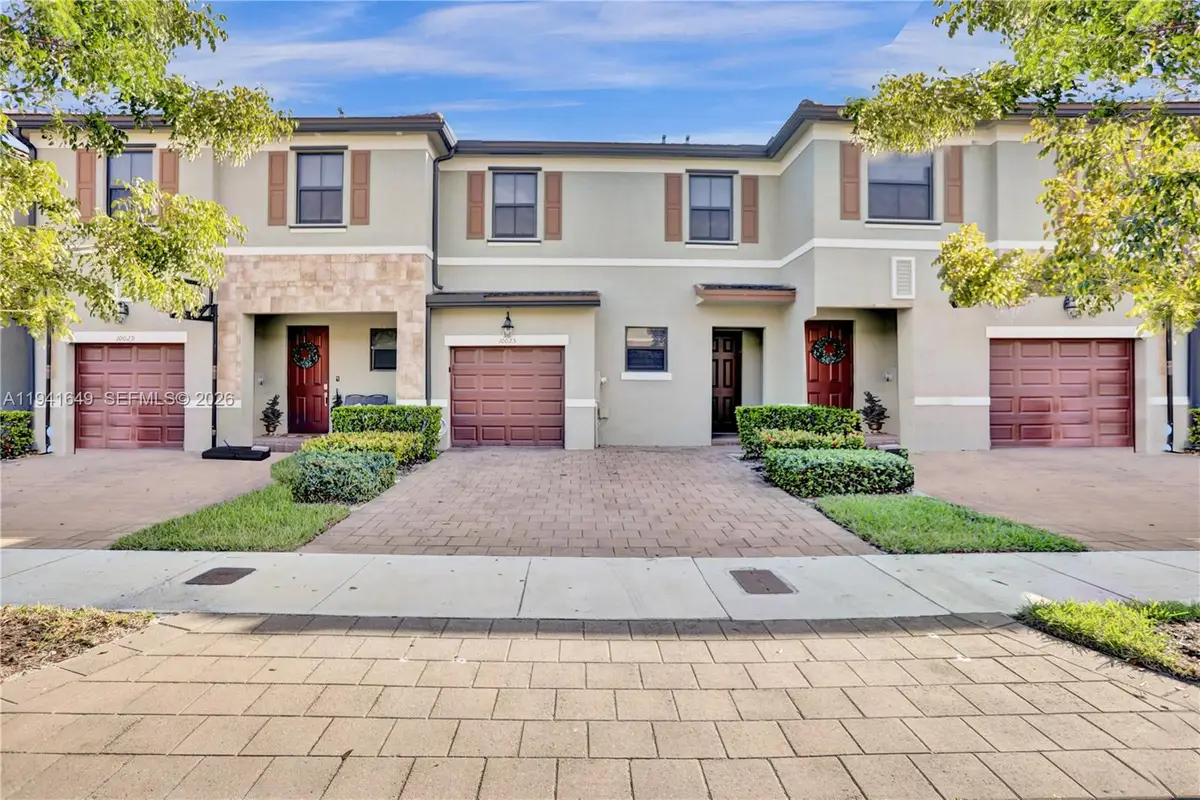 10025 W 32nd Ln, Hialeah, FL 33018 - Image #1