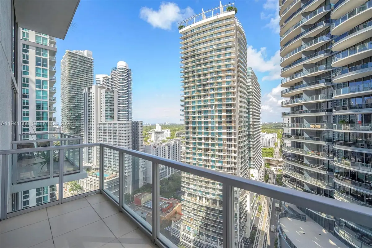 1050 Brickell Ave #2418, Miami, FL 33131 - Image #1