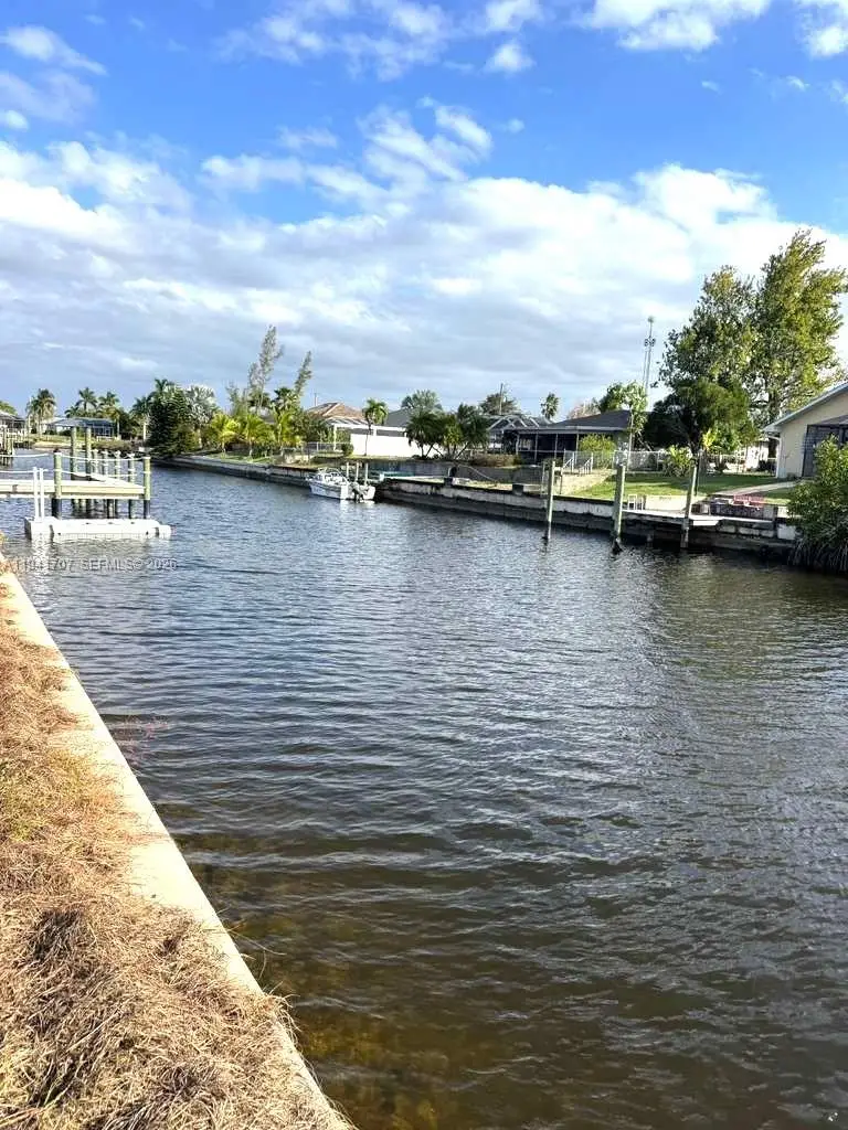 404 SE 29th Street, Cape Coral, FL 33904 - Image #1