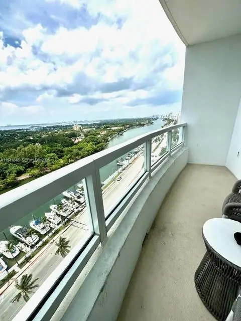 4401 Collins Ave #1817, Miami Beach, FL 33140 - Image #3