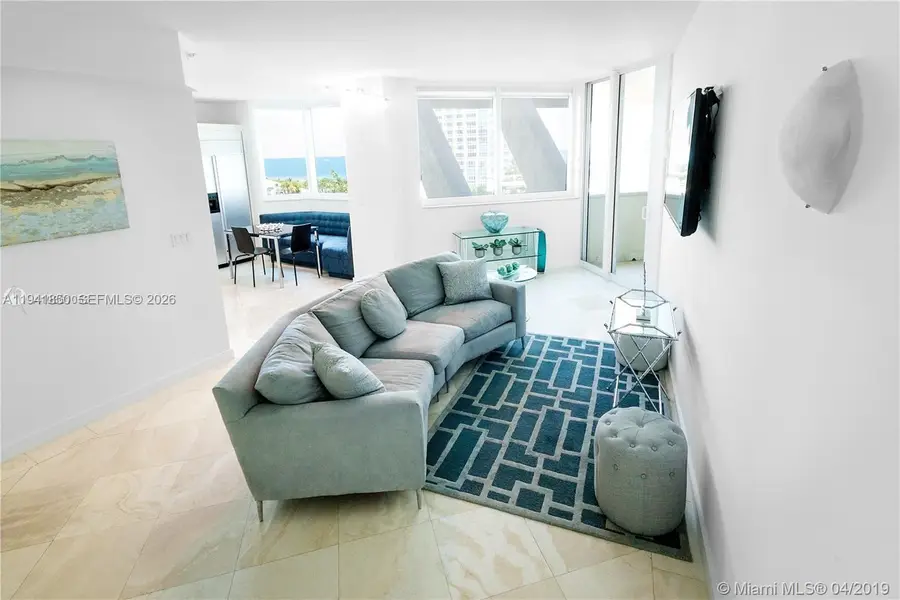 300 S Pointe Dr #909, Miami Beach, FL 33139 - Image #2