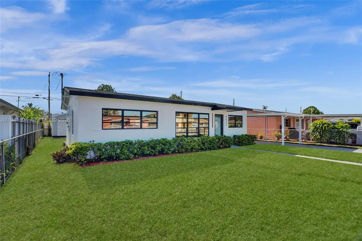 4631 E 8th Ct, Hialeah, FL 33013 - Image #1