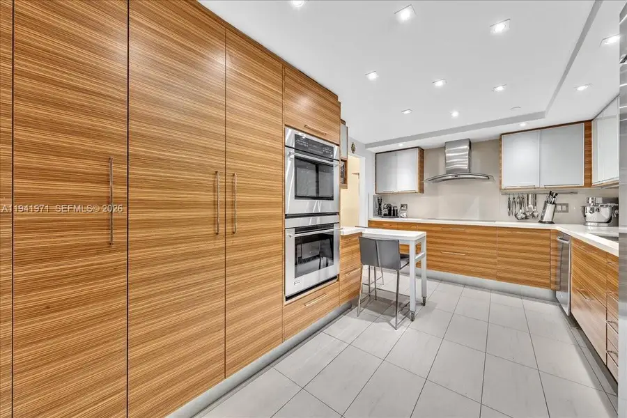 8877 Collins Ave #PH-2, Surfside, FL 33154 - Image #3