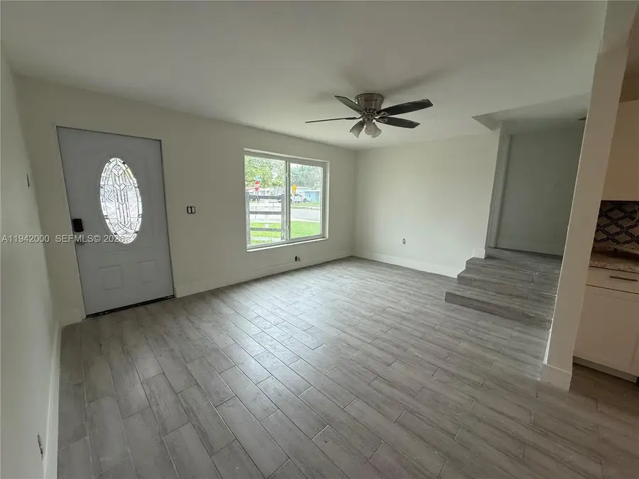 6604 Raleigh St, Hollywood, FL 33024 - #3