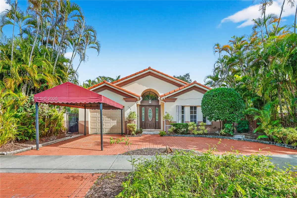 159 SW 25th Rd, Miami, FL 33129 - Image #1