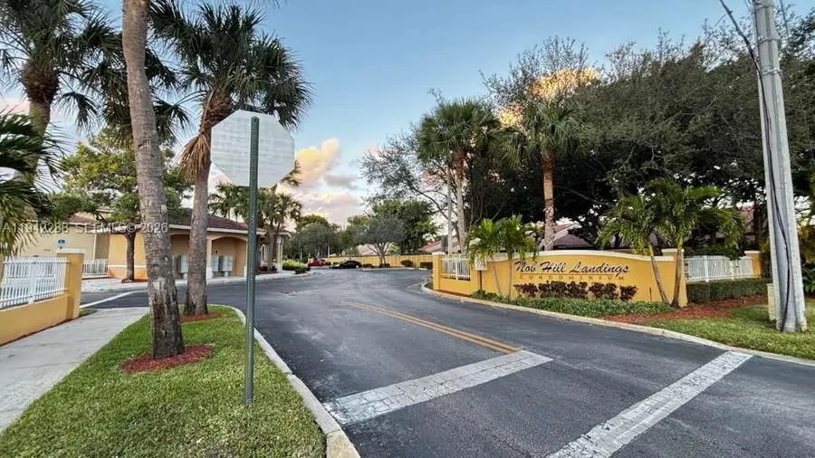 9905 Westwood Dr #34-3, Tamarac, FL 33321 - Image #2