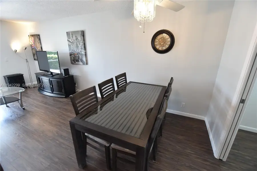 2852 W Crosley Drive #G, West Palm Beach, FL 33415 - Image #3