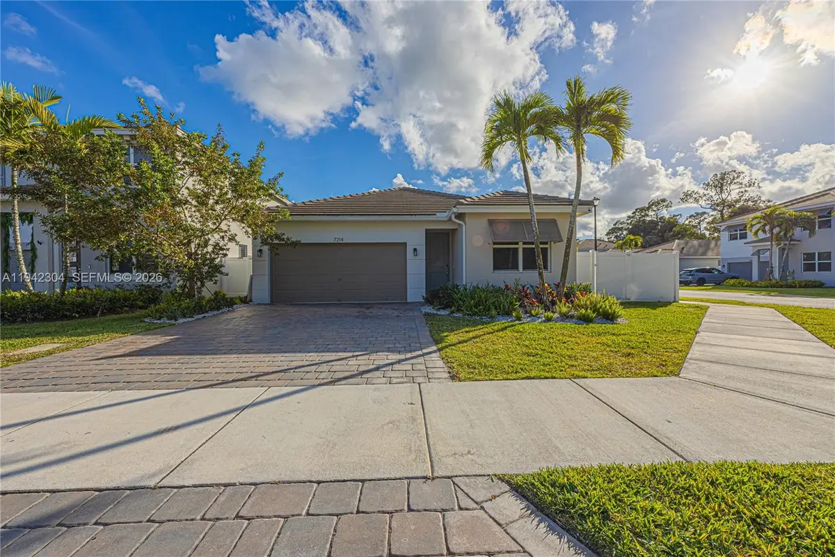 7214 Rockwood Rd, Jupiter, FL 33458 - Image #1
