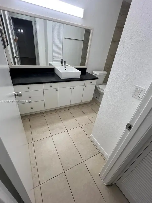 Address Withheld By Seller, Margate, FL 33063