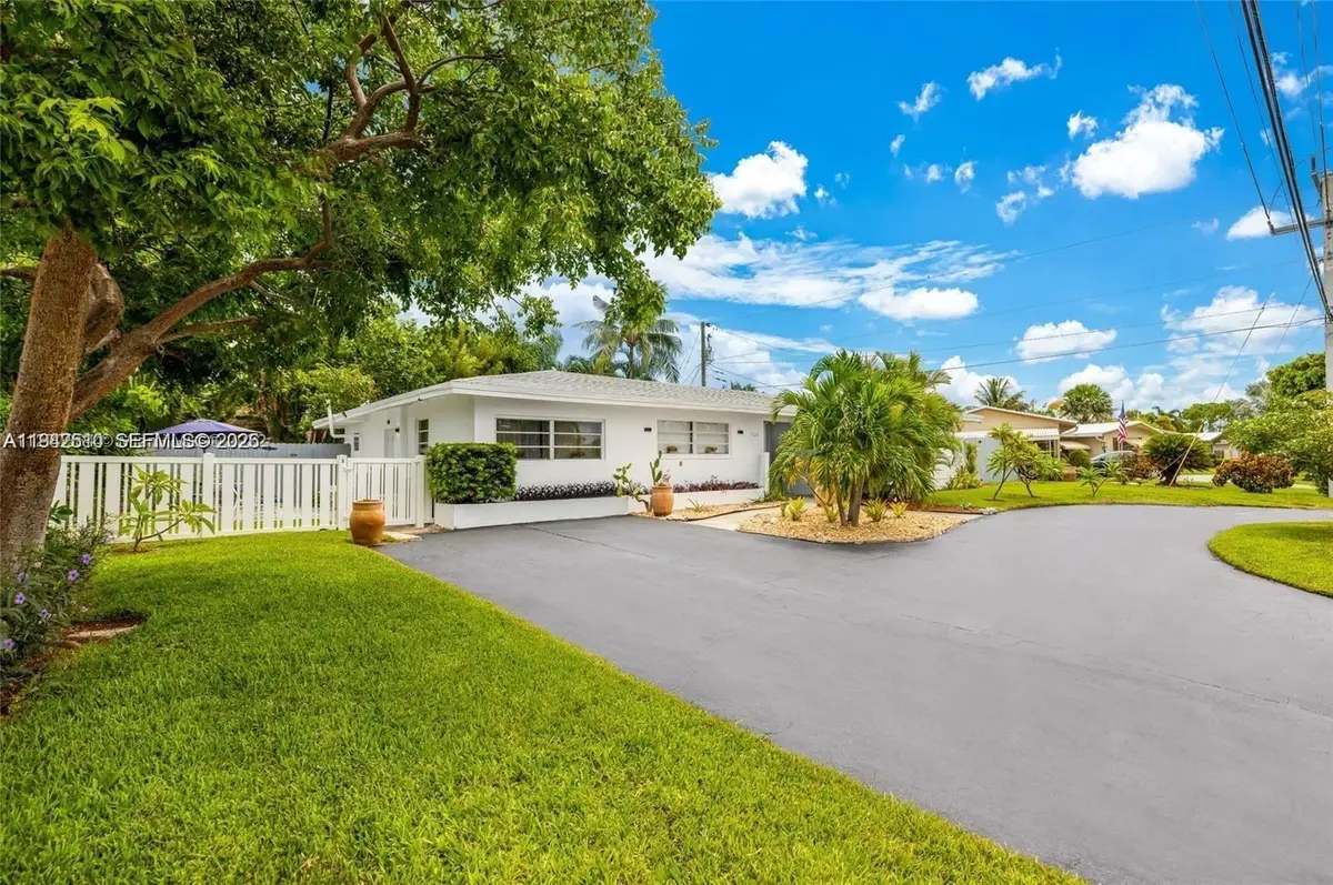 1320 NE 27th Ave, Pompano Beach, FL 33062 - Image #1