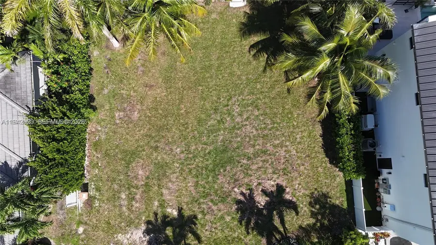 2511 NE 48th Ct, Lighthouse Point, FL 33064 - Image #3