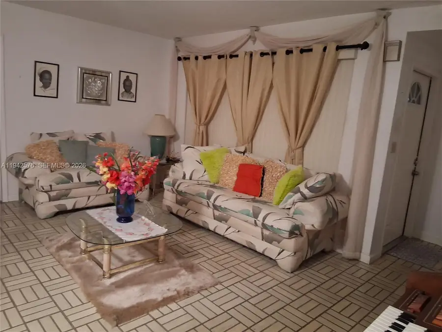 Address Withheld By Seller, Miramar, FL 33025 - Image #3