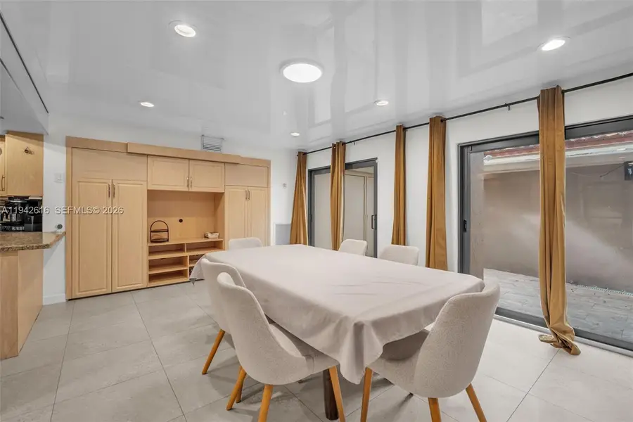 107 Heatherbrook Way #145, Hollywood, FL 33021 - Image #2