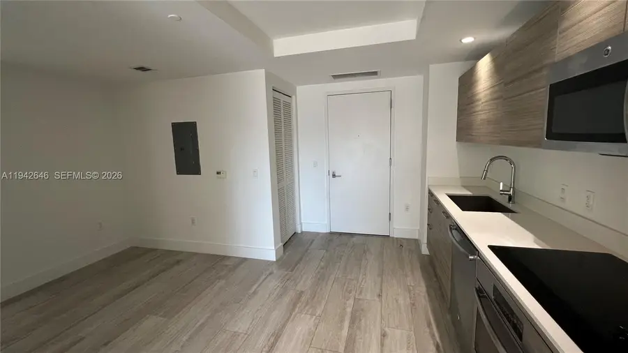121 NE 34th St #1103, Miami, FL 33137 - Image #3
