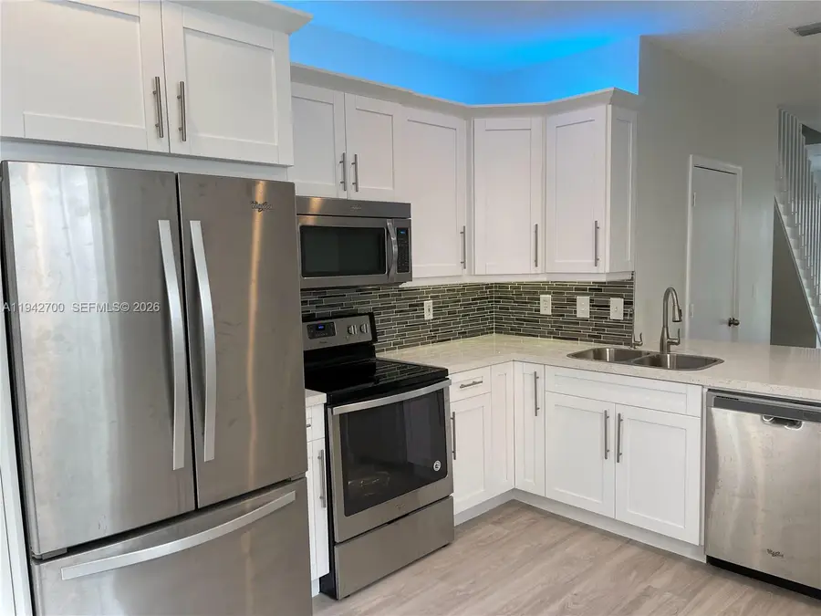 3675 San Simeon Cir #3675, Weston, FL 33331 - Image #2