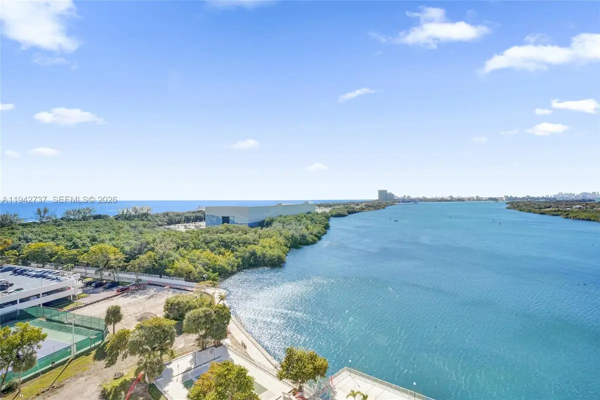 300 Bayview Dr #1110, Sunny Isles Beach, FL 33160 - Image #1