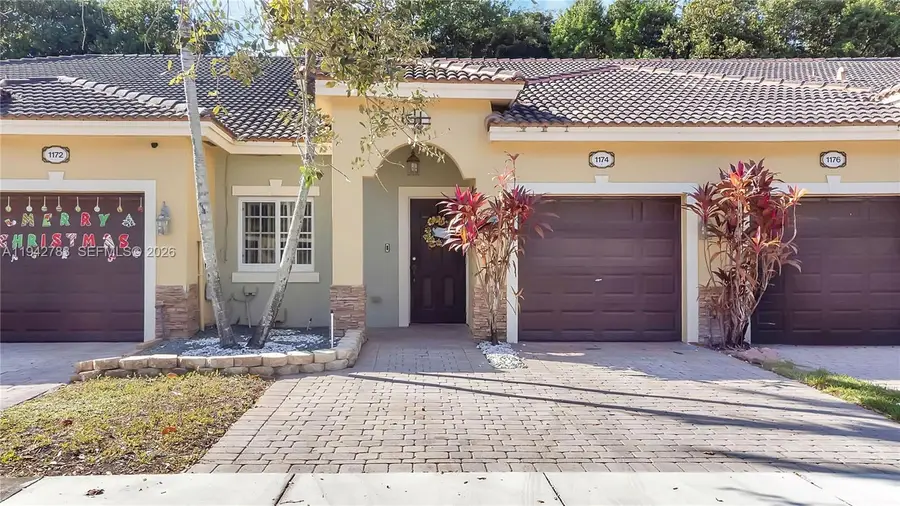 1174 NE 32nd Ave, Homestead, FL 33033 - Image #2