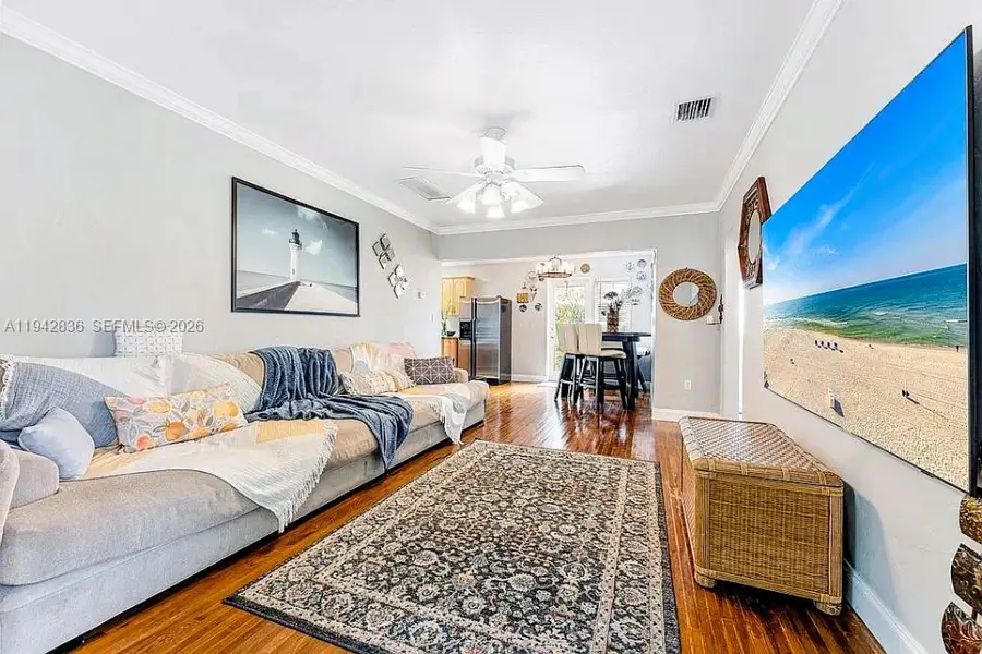 1601 N 16th Ct, Hollywood, FL 33020 - Image #2