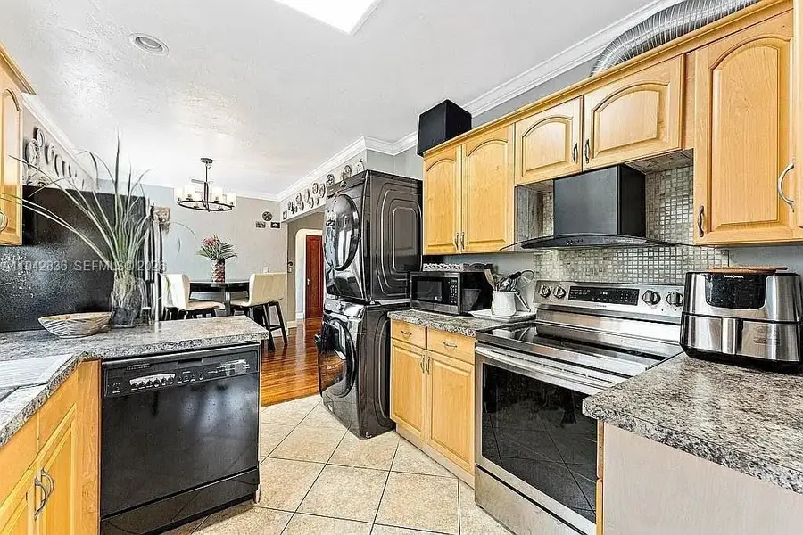 1601 N 16th Ct, Hollywood, FL 33020 - Image #3