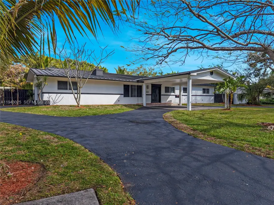 7695 SW 142nd St, Palmetto Bay, FL 33158 - Image #2