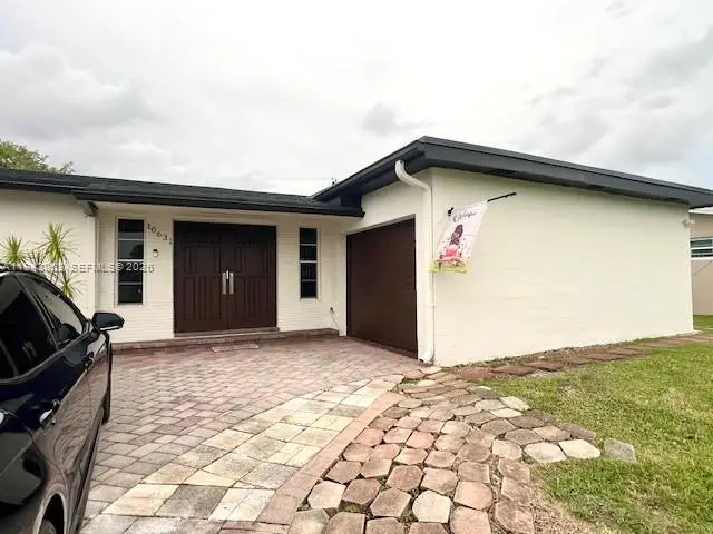 10631 NW 28th St, Sunrise, FL 33322 - Image #2