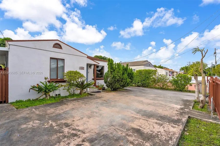 3026 SW 4th St, Miami, FL 33135 - #3