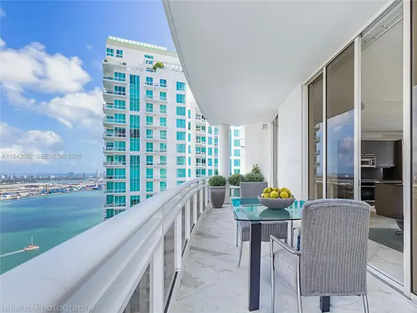 901 Brickell Key Blvd #3407, Miami, FL 33131