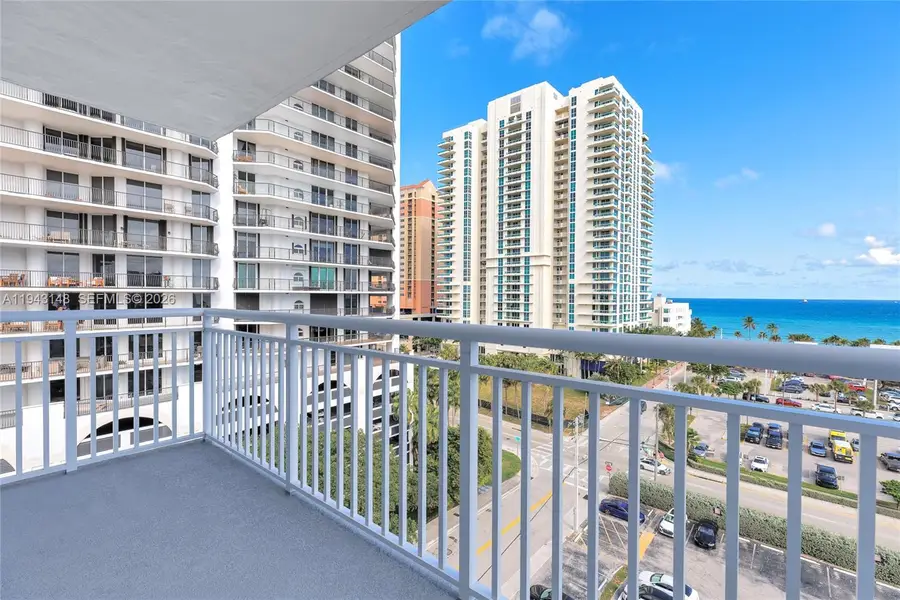 200 S Birch Rd #1015, Fort Lauderdale, FL 33316 - Image #2