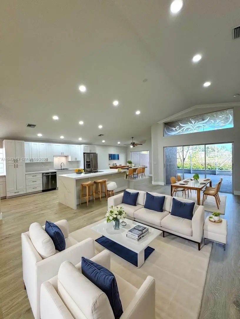 7633 Trapani Ln, Boynton Beach, FL 33472 - Image #2