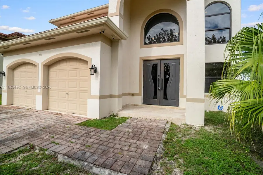 865 NE 208th Ter, Miami, FL 33179 - Image #2