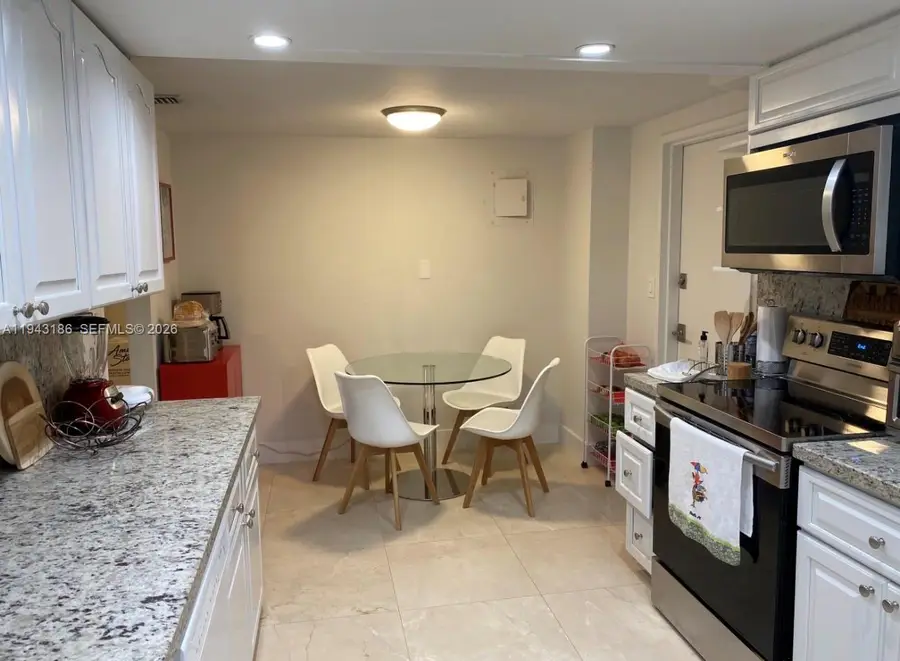 155 Ocean Lane Dr #611, Key Biscayne, FL 33149 - Image #3