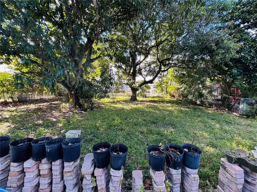 101 NW 30th Ter, Fort Lauderdale, FL 33311 - Image #2