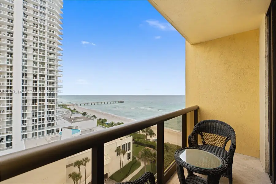 16275 Collins Ave #902, Sunny Isles Beach, FL 33160 - Image #2