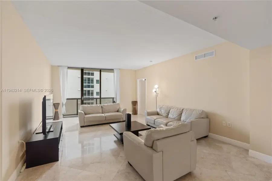 16275 Collins Ave #902, Sunny Isles Beach, FL 33160 - Image #3
